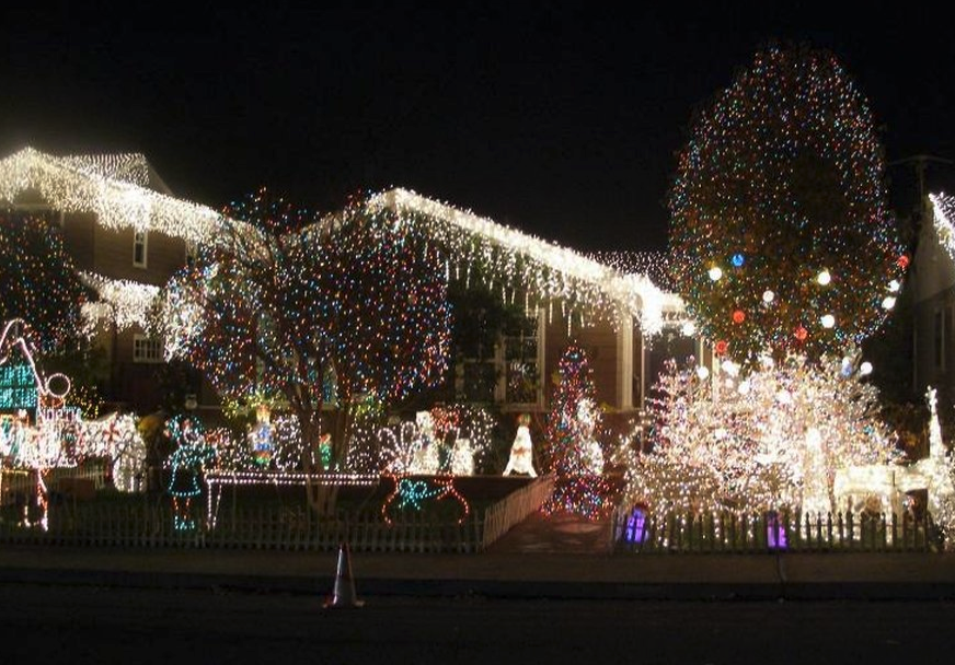 Christmas Lights in San Carlos.  Look for Santa Claus some nights too.