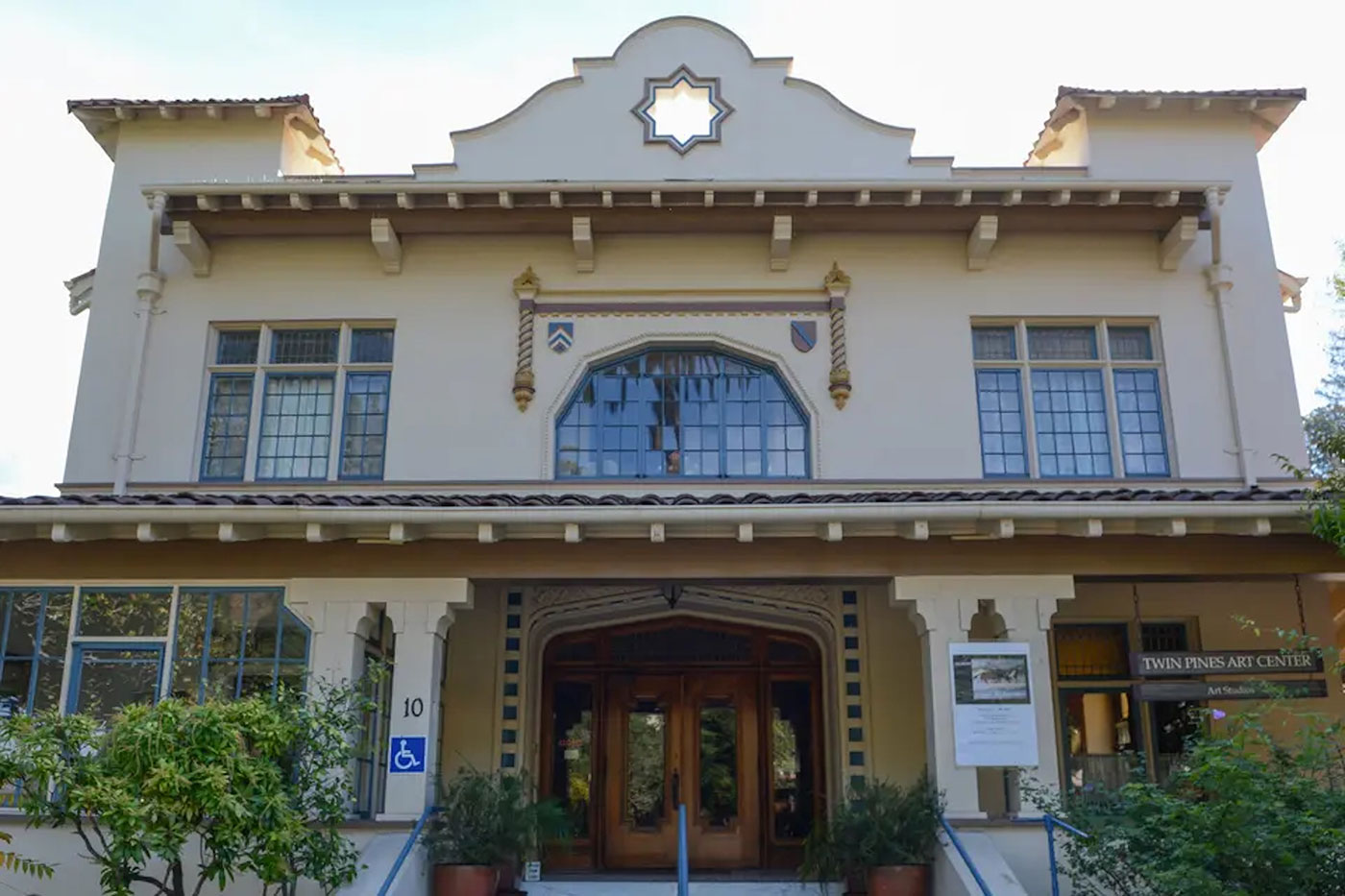 Belmont twin pines art center