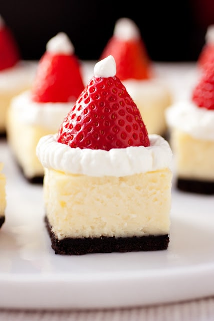 santa cheesecake bites